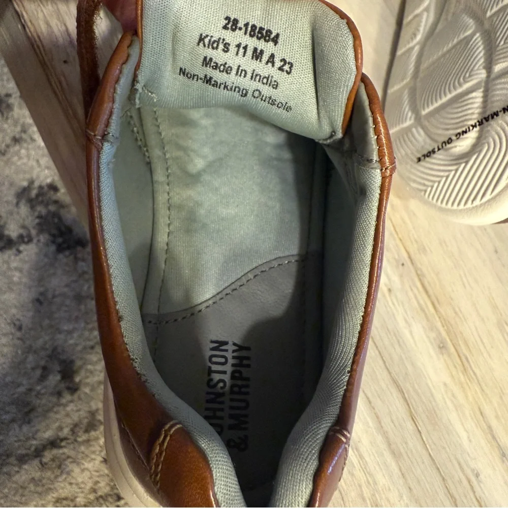 Johnston & Murphy Toddler Little Boys’ Leather Sneaker- sz 11 & 12 - NIB - Picture 8 of 10